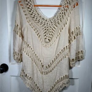 Crochet-Trim V-Neck Tunic Top in Cream